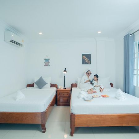 White Corner Hotel 프놈펜 외부 사진