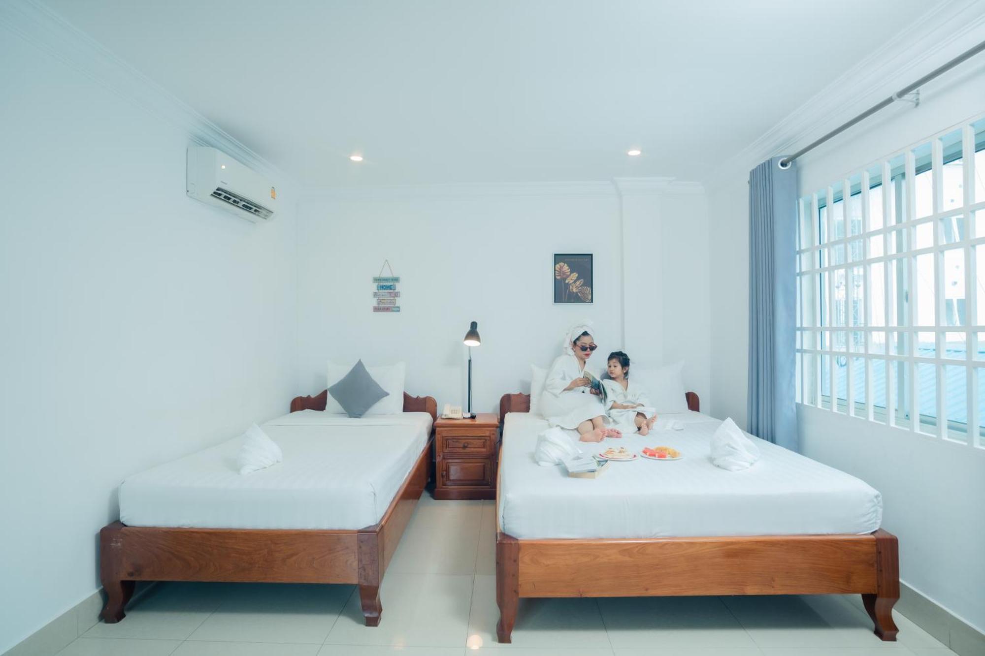 White Corner Hotel 프놈펜 외부 사진